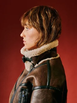 Cropp Kożuszki, Futerka|Kurtki, Płaszcze*Brązowa kurtka z imitacji skóry brązowy