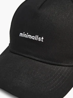 Cropp Czapki*Czarna czapka z daszkiem i haftem czarny