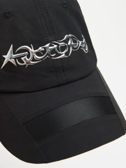 Cropp Czapki*Czarna czapka z daszkiem Baltic Games biały