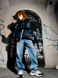 Cropp Kurtki, Płaszcze*Czarna kurtka bomber ze sztucznej skóry czarny