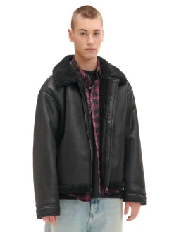 Cropp Kurtki Zimowe|Kurtki, Płaszcze*Czarna kurtka sherpa z imitacji skóry czarny