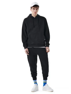 Cropp Spodnie*Czarne joggery basic czarny