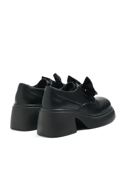 Cropp Półbuty*Czarne loafersy z kokardami czarny