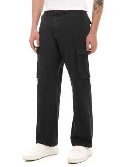 Cropp Spodnie*Czarne spodnie z kieszeniami cargo czarny