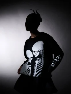 Cropp Swetry*sweter z motywem kościotrupów czarny