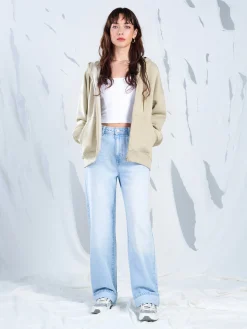 Cropp Jeansy*Jasne jeansy straight z efektem sprania niebieski