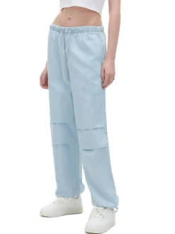 Cropp Jeansy*Jasnoe jeansy parachute niebieski
