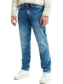 Cropp Jeansy*Jeansy regular z efektem sprania niebieski