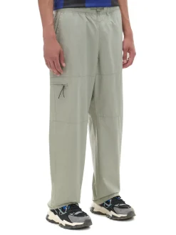 Cropp Spodnie*Joggery Baltic Games zielony