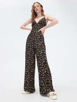 Cropp Spodnie|Sukienki, Kombinezony*Kombinezon w kwiaty z wiązaniem czarny