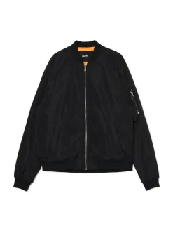 Cropp Kurtki, Płaszcze*Kurtka bomber z kieszenią na rękawie czarny