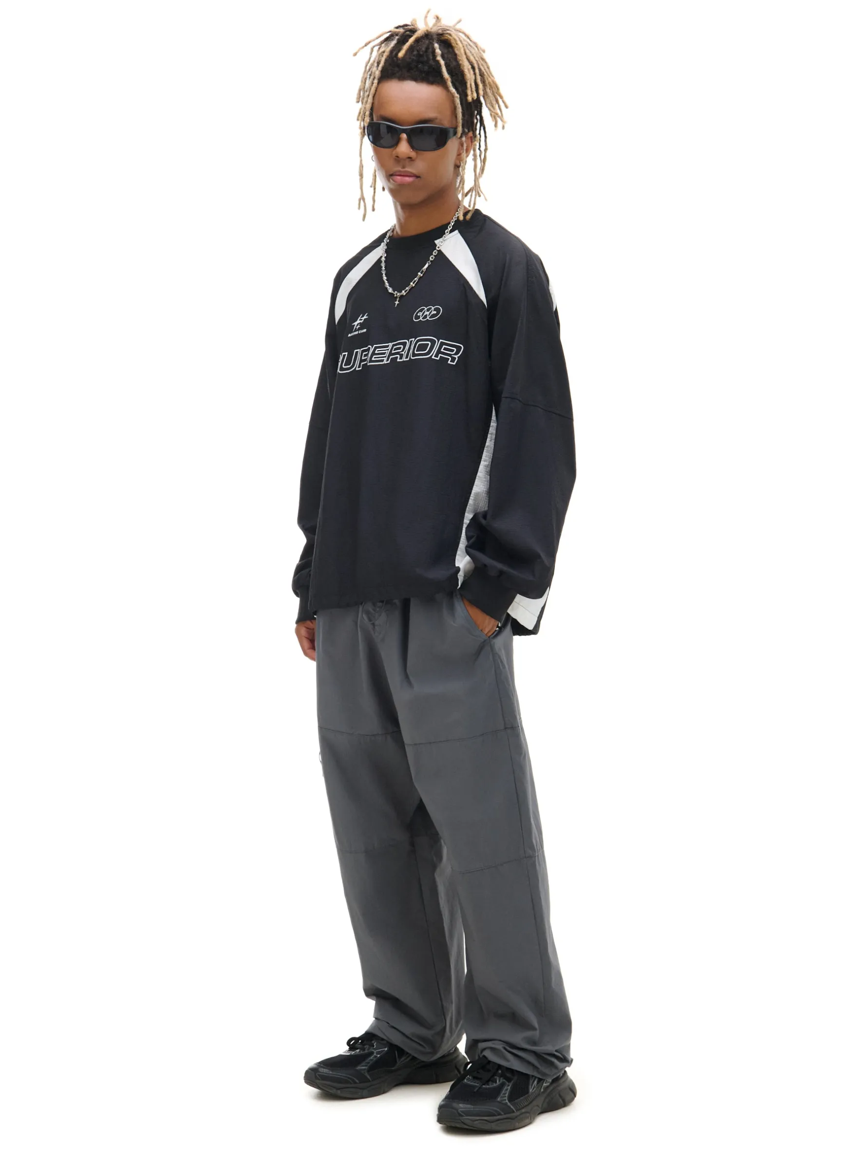 Cropp Kurtki, Płaszcze*Kurtka w formie bluzy czarny