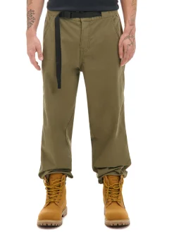 Cropp Spodnie*Oliwkowe spodnie z paskiem zielony