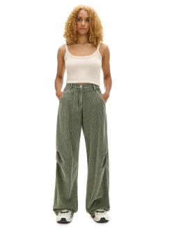 Cropp Spodnie*Oliwkowe sztruksowe spodnie zielony