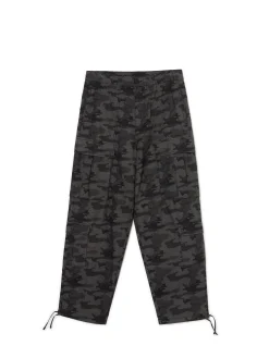 Cropp Spodnie*Spodnie cargo ze wzorem moro szary