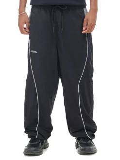 Cropp Spodnie|Sety*Sportowe joggery loose czarny