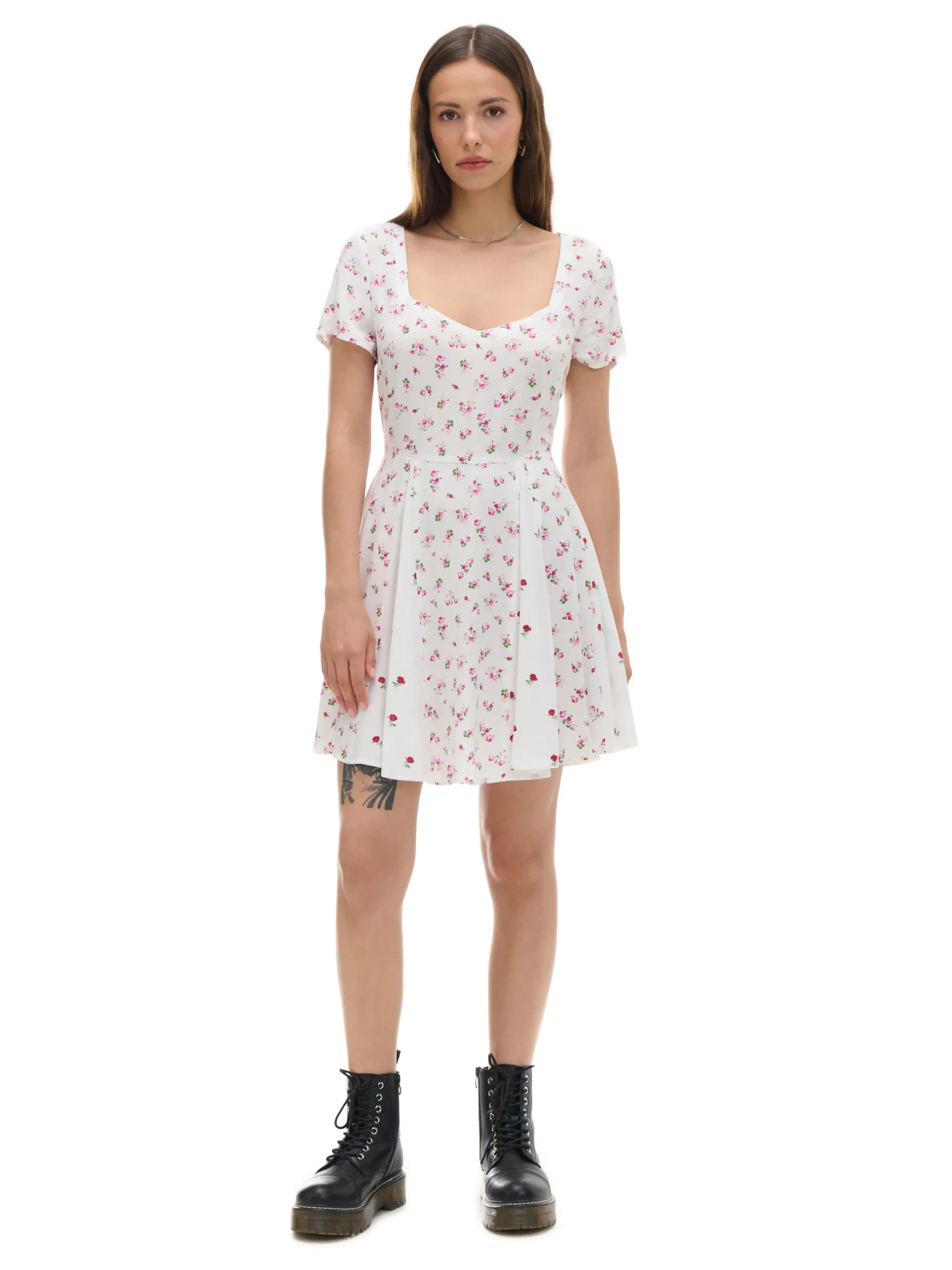 Cropp Sukienki, Kombinezony*Sukienka mini z wiskozy w kwiaty biały