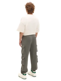 Cropp Spodnie*Szare dresowe joggery z kieszeniami cargo szary