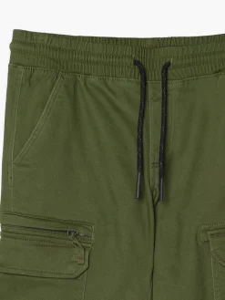 Cropp Spodnie*Zielone joggery z kieszeniami cargo zielony